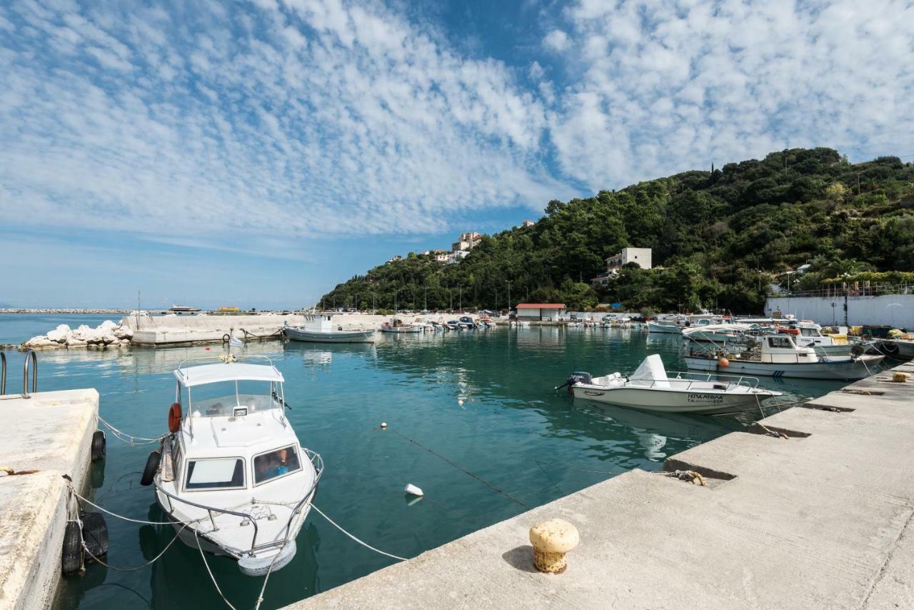 Areti Apartments Poros  Екстериор снимка